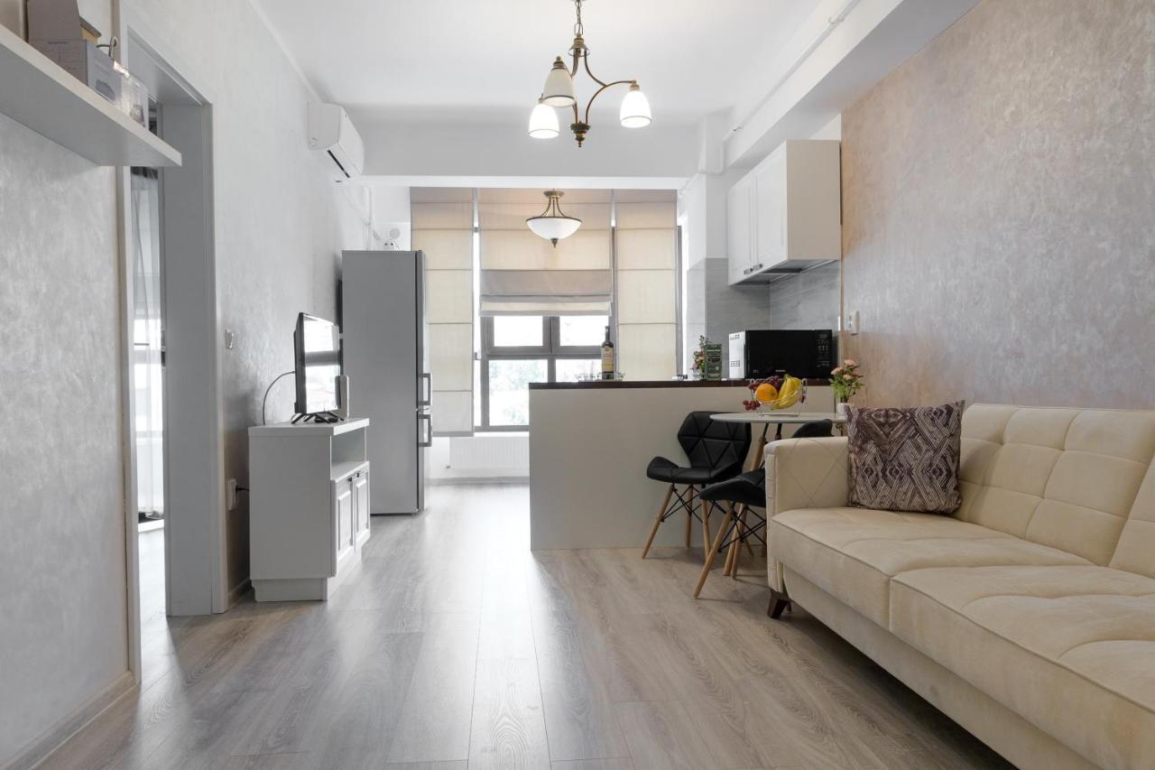 Studios & Apartments Palas By Glam Apartments Iasi Extérieur photo