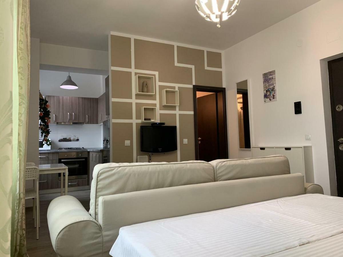 Studios & Apartments Palas By Glam Apartments Iasi Extérieur photo